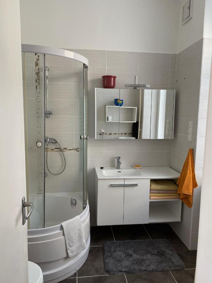 Balàzs Apartman Eger Exterior foto