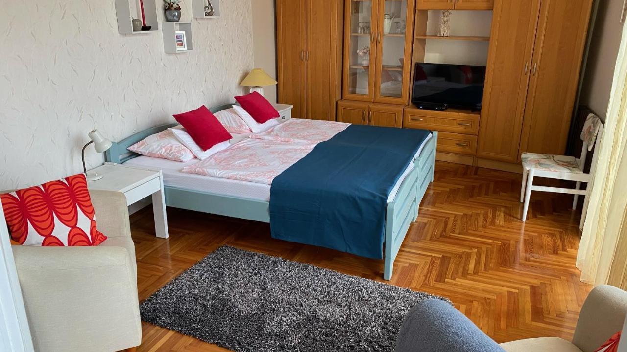 Balàzs Apartman Eger Exterior foto