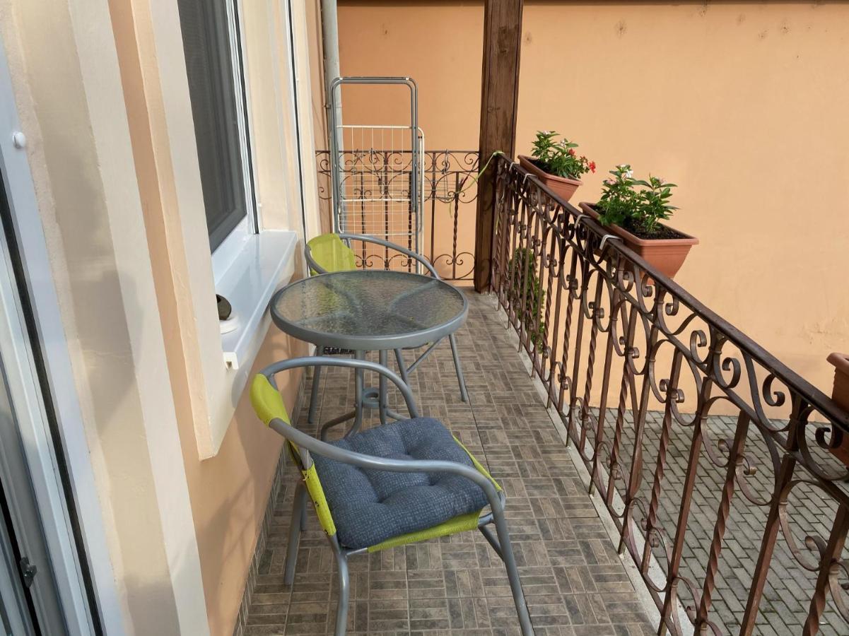 Balàzs Apartman Eger Exterior foto